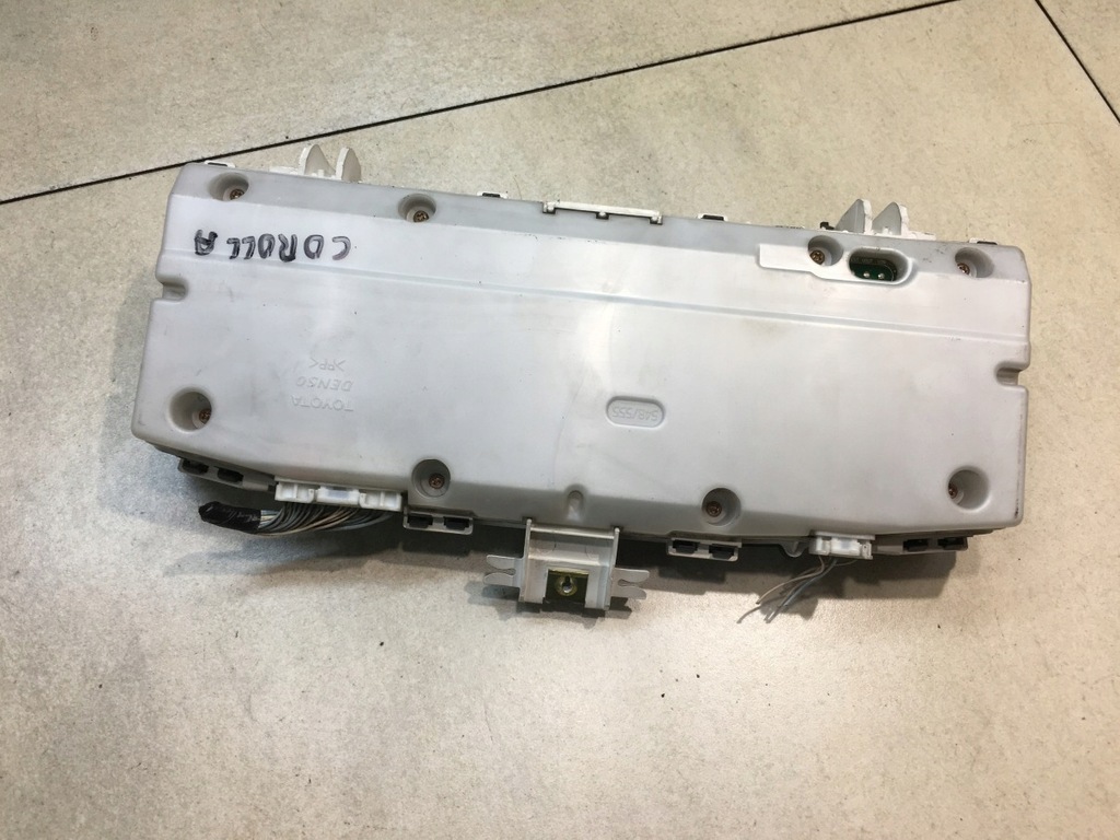фото №5, Счетчик приборы corolla verso e12 2.0 d4d 83800-13150