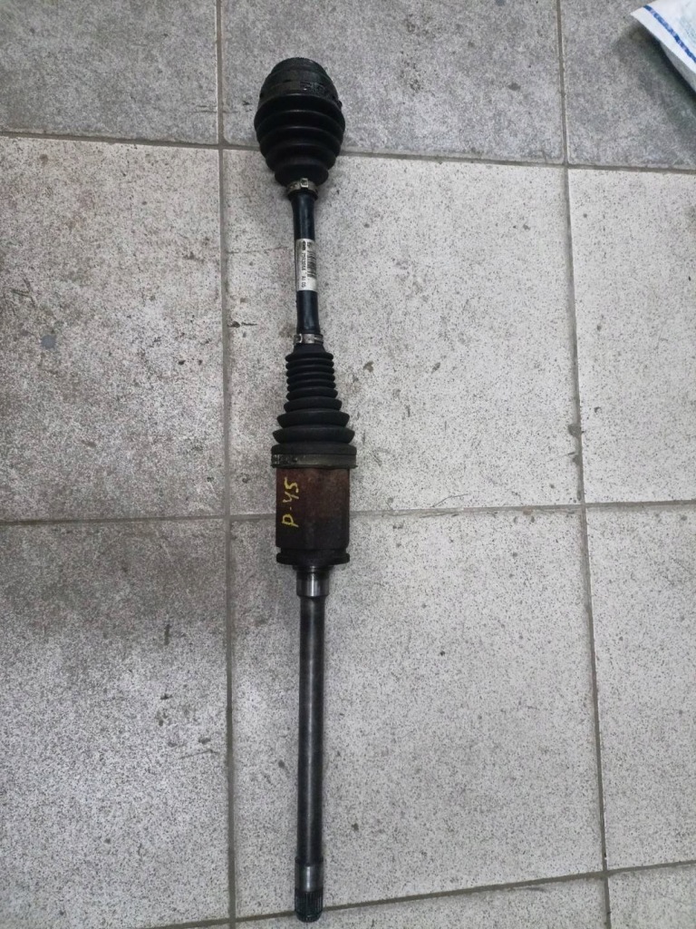 Купити Привідний вал права сторона bmw 5 f10 2016 7593044