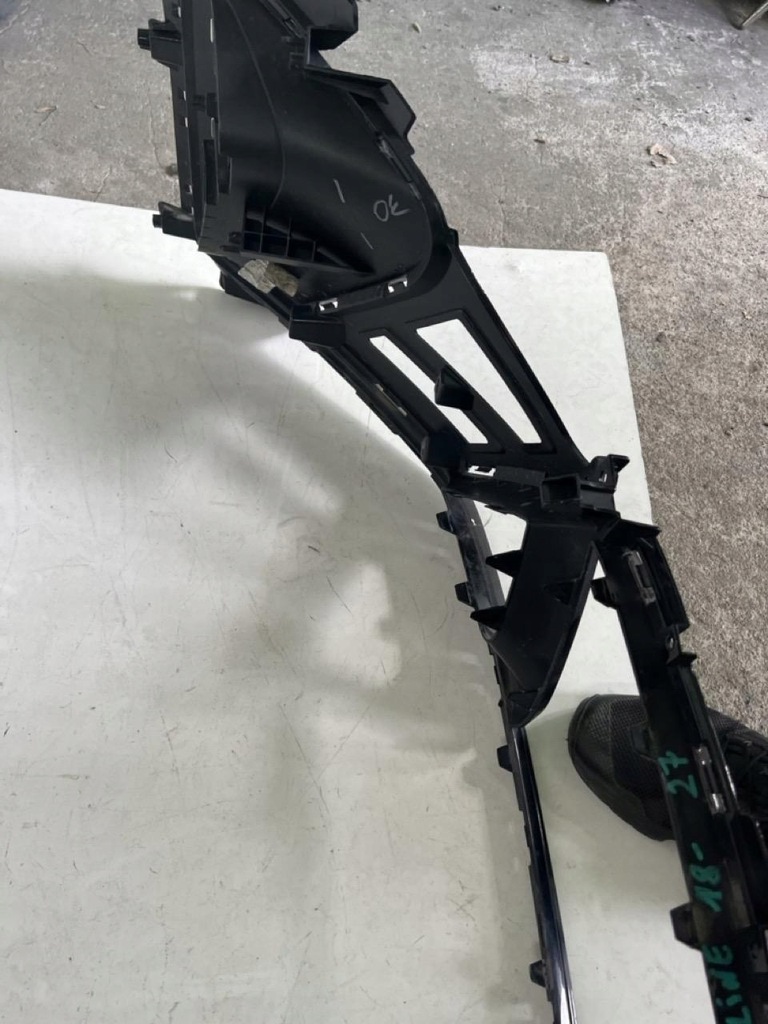 фото №10, Решітка середня kia proceed gt line 18-