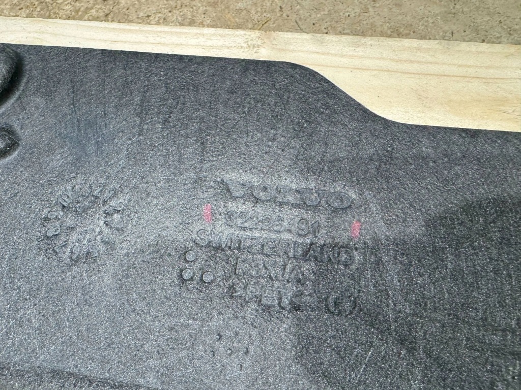 фото №11, Volvo xc90 ii 2 14- xc60 17- v90 16- v60 iii 3 18- плита защита pod двигатель