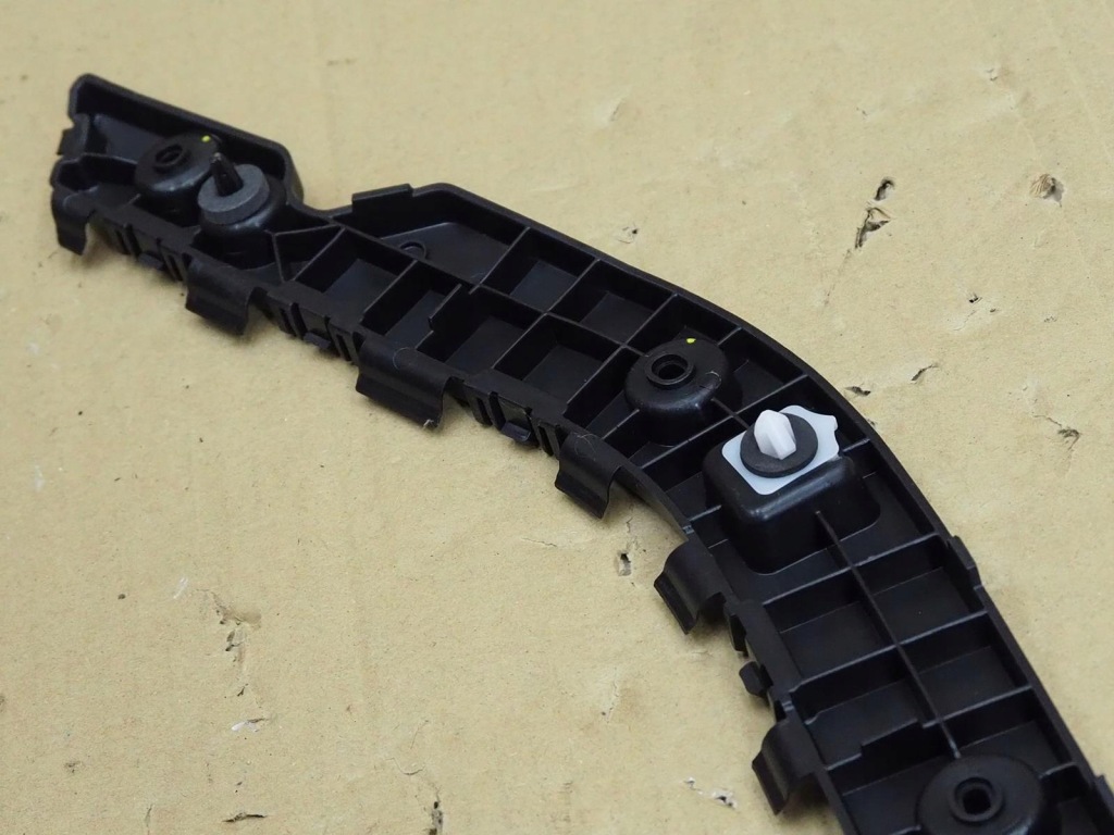 Кронштейн  задняя правый  jx7b-n17e850-ce ford focus mk4 Киев