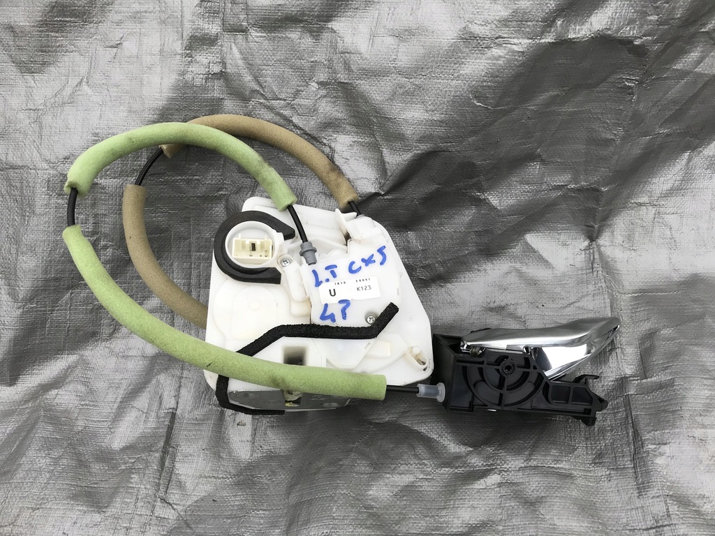 фото №1, Mazda cx5 ii 2017- замок дверь левый задняя задний eu