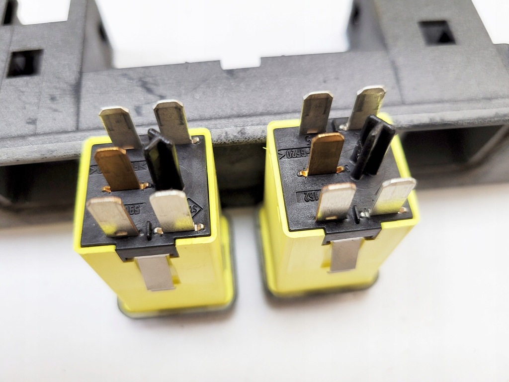 фото №12, Перемикач панель підігрів підігрів сидіння сидіння штекер astra ii g