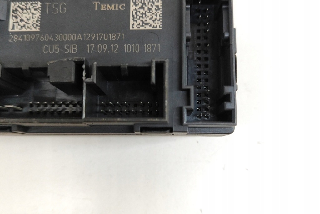 фото №5, Audi q5 8r передні праве двері блок керуючий 8k0959792p 2.0d 130kw 2