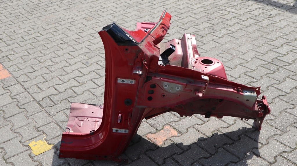 фото №1, Volvo xc40 чверть права перед 725