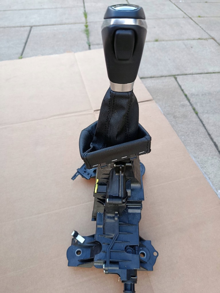 фото №13, Механізм вмикання передач steptronic домкрат троси автоматична коробка передач bmw x1 f48