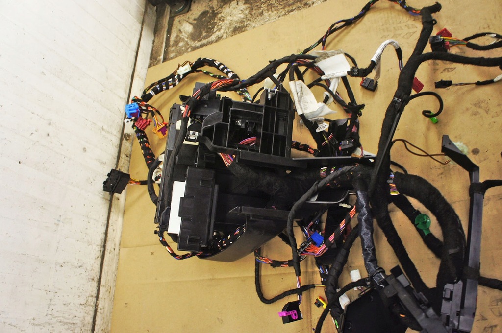 фото №9, Ov013 vw t-roc джгут салону кабіни