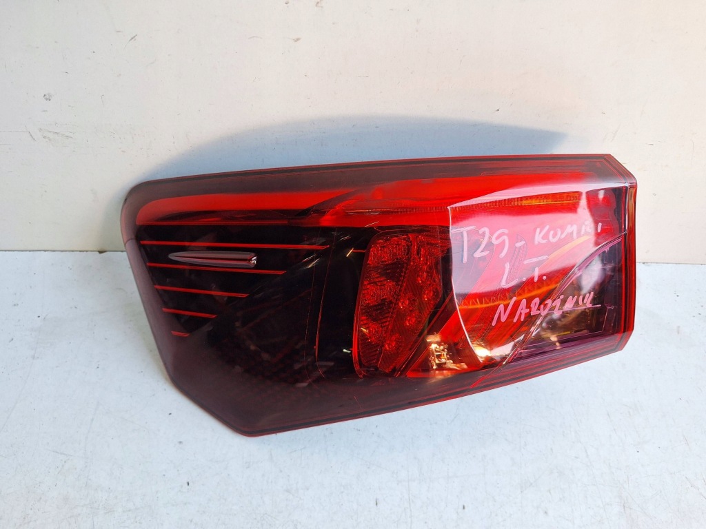 Купить Toyota avensis 3 t29 рестайлинг  универсал 15-18 фара задний  левая led