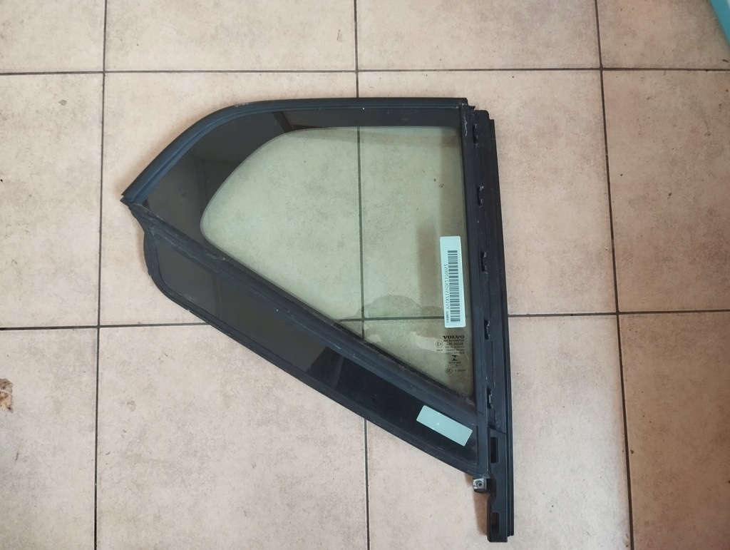 фото №1, Volvo xc40 стекло дверь правый задняя 31442382