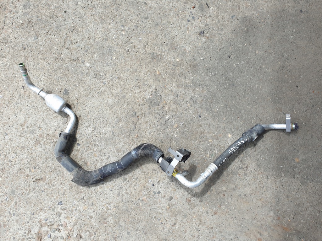 Купити Шланг кондиціонер fiat tipo 2015- 51986982