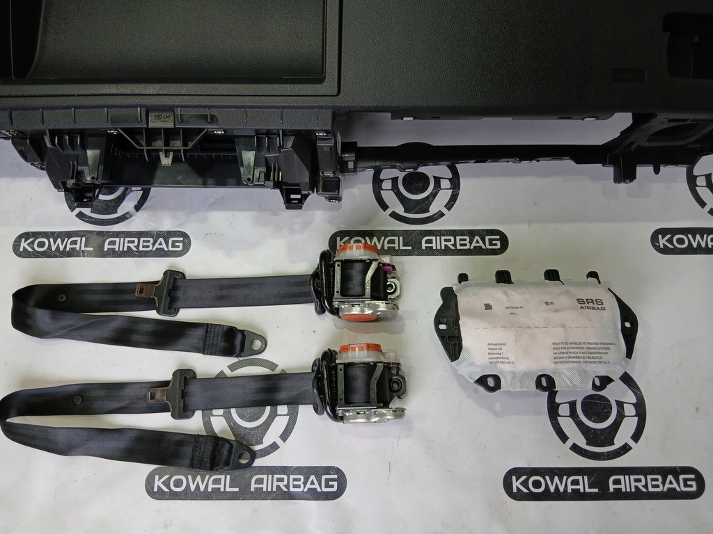 фото №6, Citroen jumpy 2024 панель приладів консоль подушка безпеки подушки безпеки ремені оригінал демонтаж