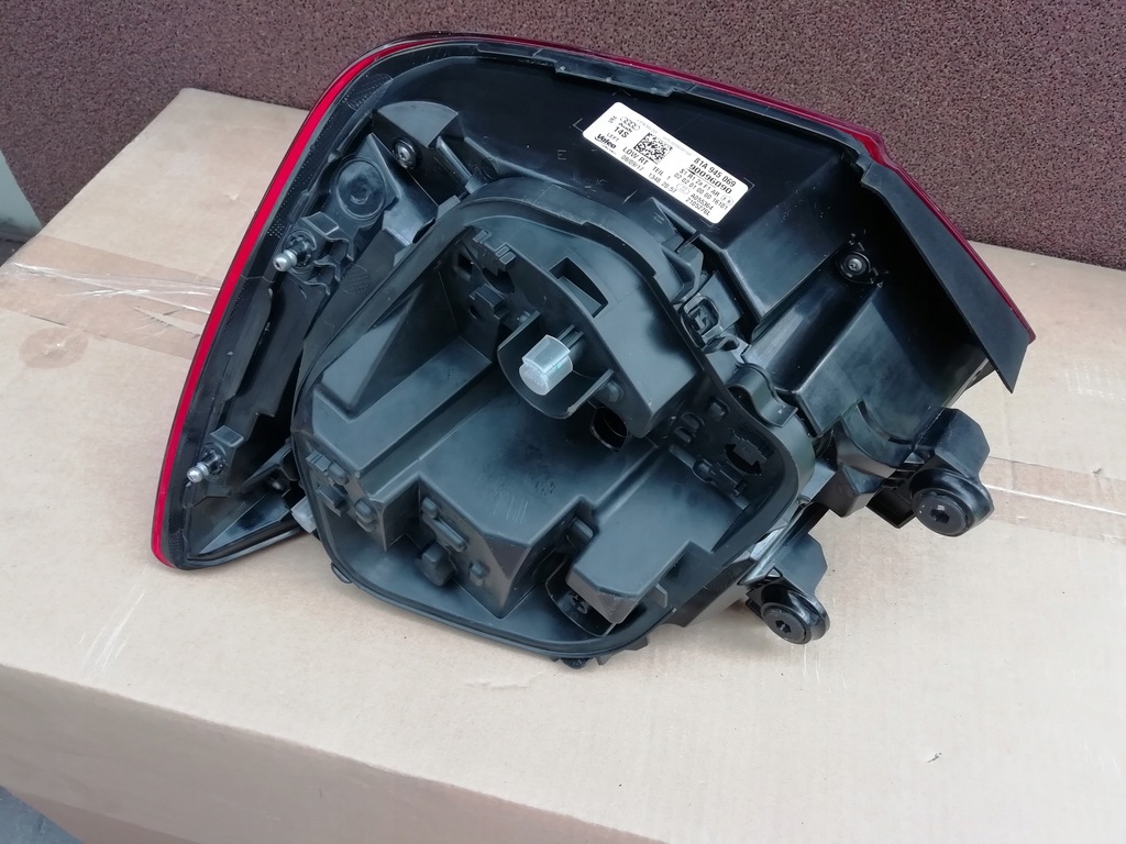 фото №8, Лампа лампы левая правая задняя audi q2 81a