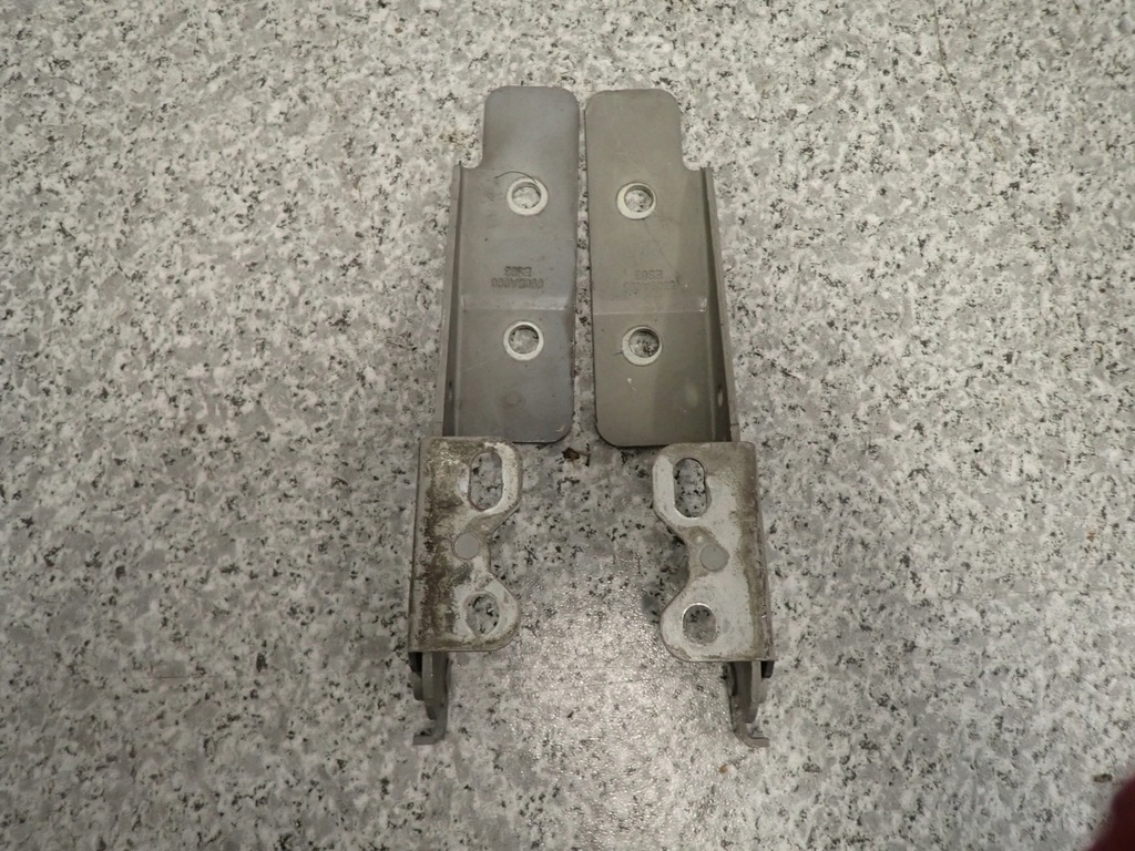 фото №4, Mitsubishi colt 3d 09- петля капот левый lub правый