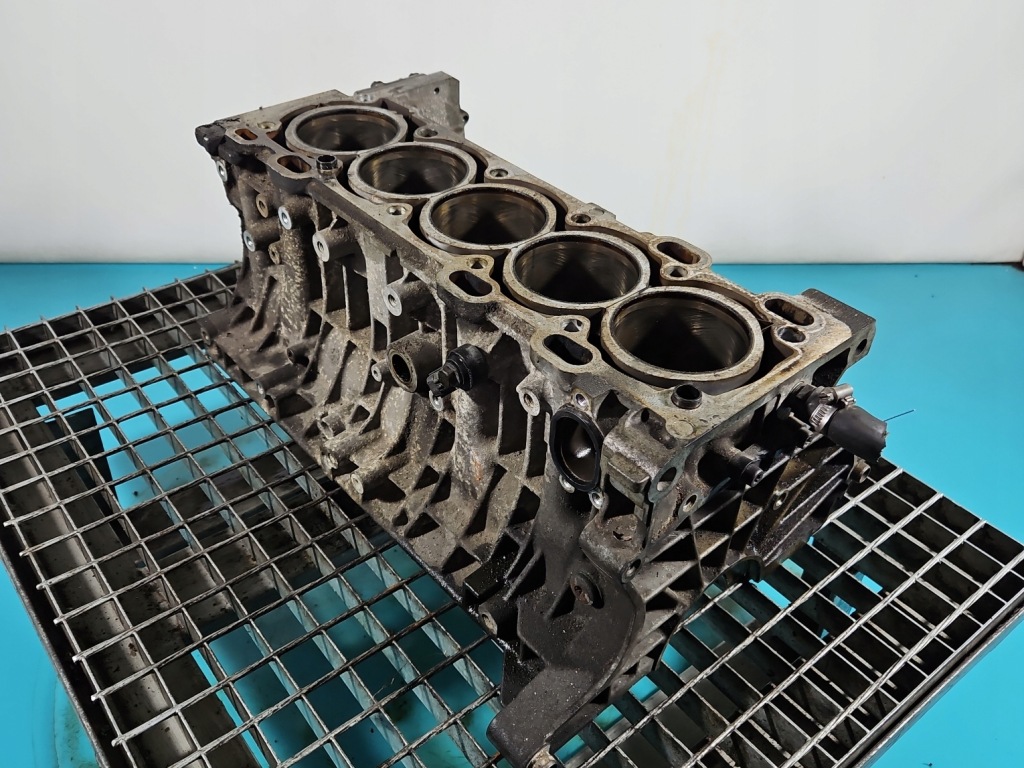 фото №1, Блок двигуна volvo v50 s40 ii 2.4b 20v b5244
