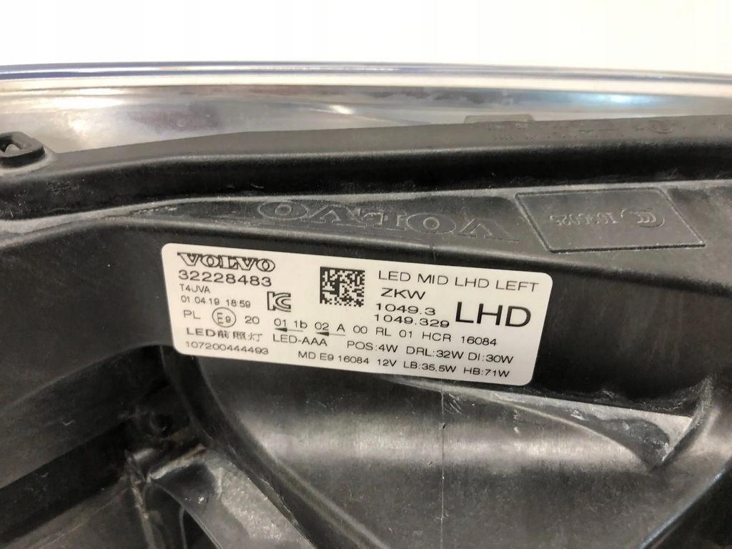 фото №7, Volvo v40 v40 cross country cc lift лампа левая full led mid 16-19