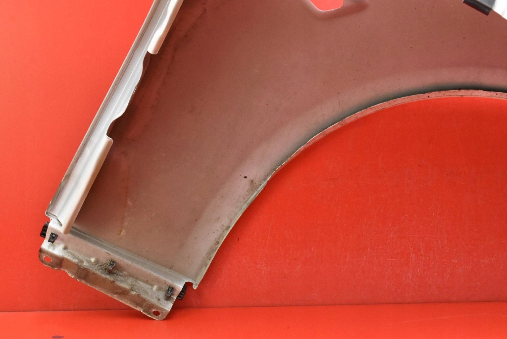 Крило ліве перед передній білий tesla model s рестайлінг  16-21 Недорого