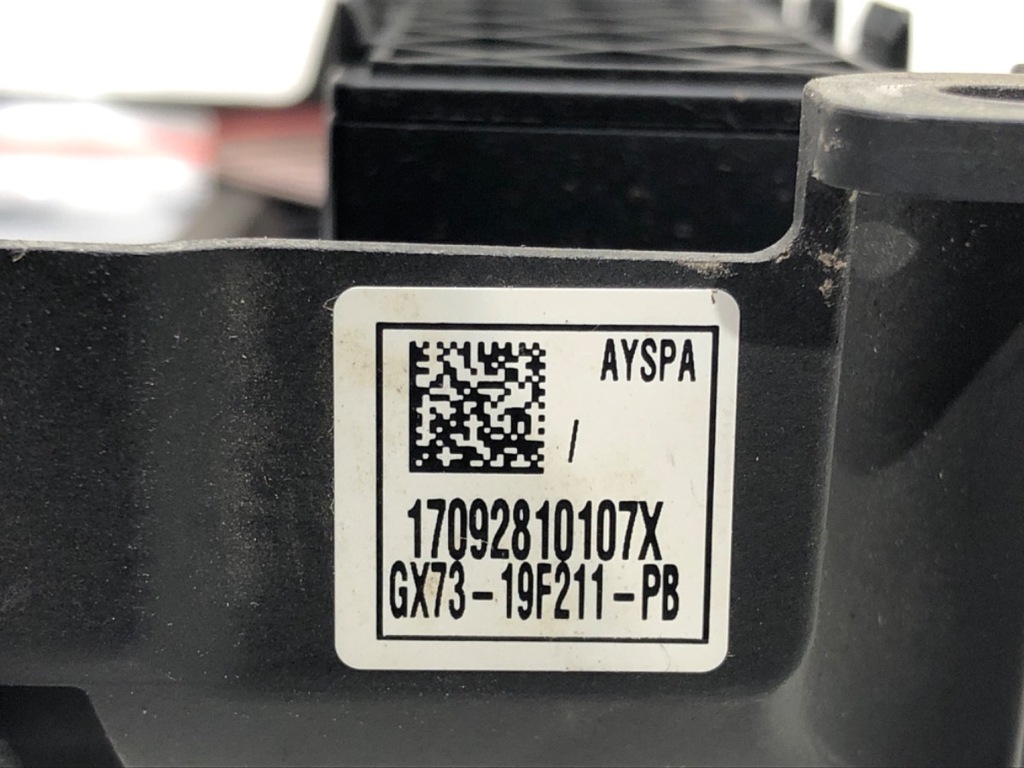 фото №5, Рамка радио jaguar xe 15-22 gx73-19f211-pb