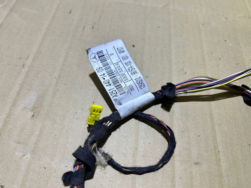 Джгут двері ліва лівий перед mercedes r klasa w251 a2514401409 Оригінал