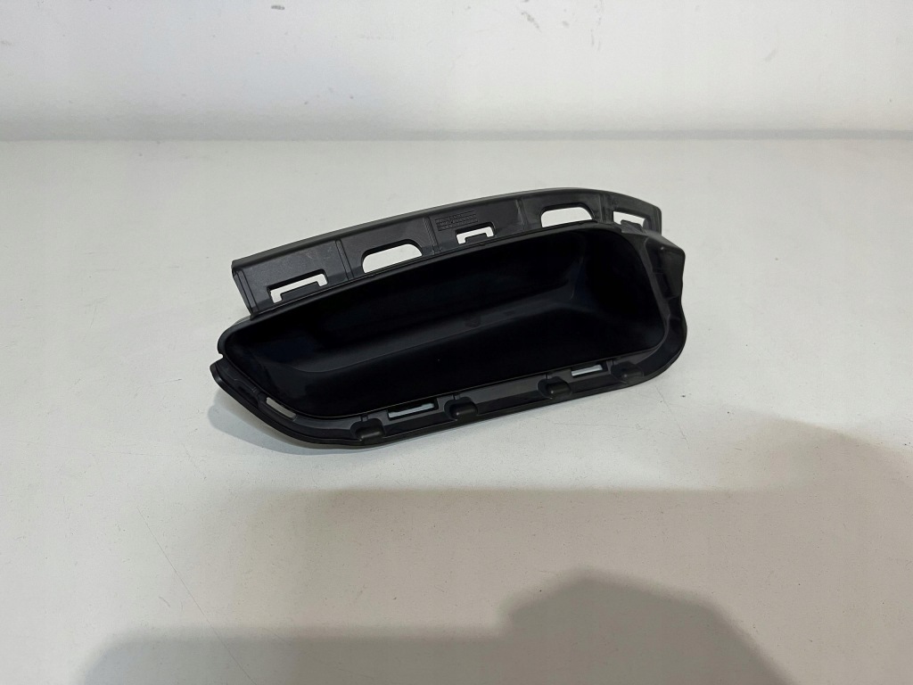 фото №1, Bmw x2 f39 заглушка впуск повітря ліва бампера перед 8069693