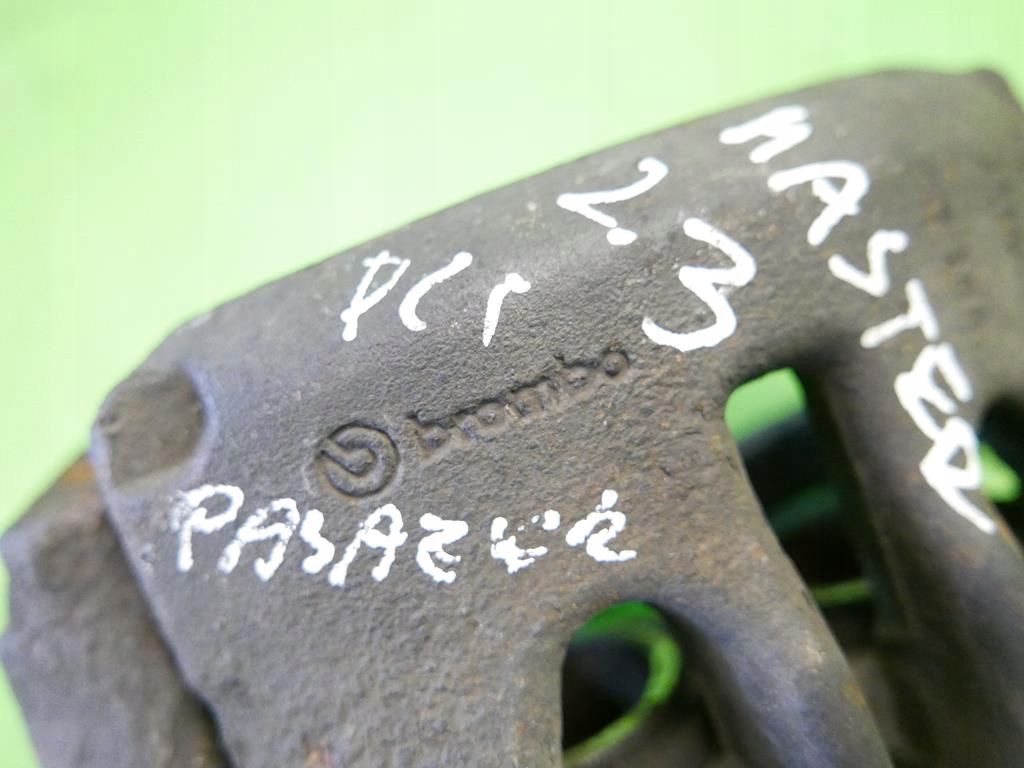 фото №8, Суппорт тормозной правый перед renault master iii 10-14