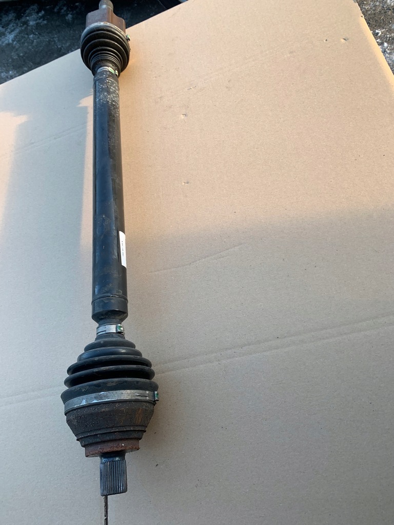 фото №1, Audi q3 8u 2.0tdi dsg приводной вал правая 5n0407766k