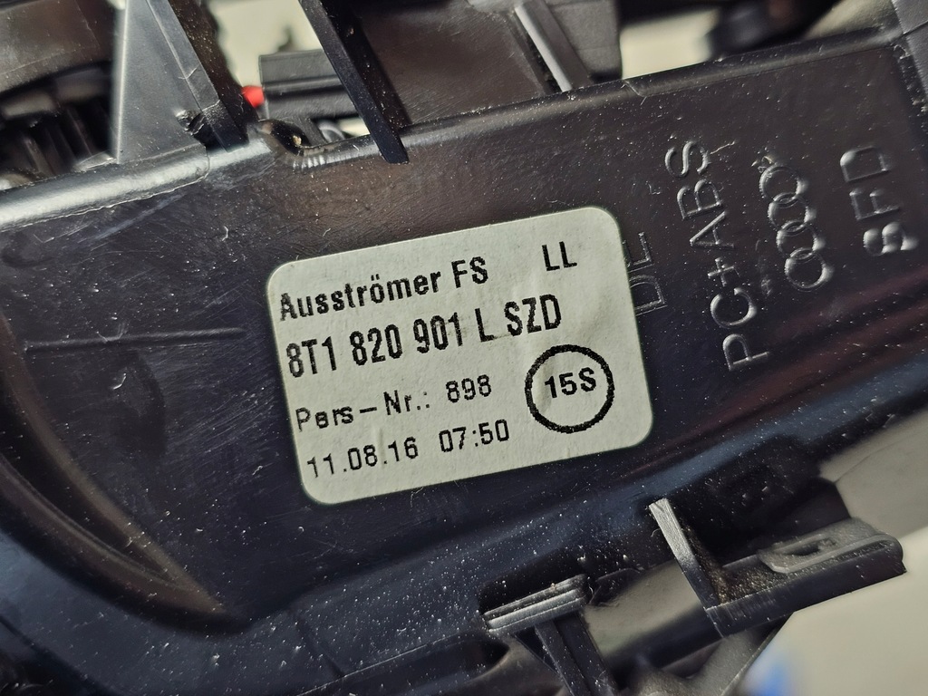 фото №7, Решётка обдув воздуховод впуск левая левый dekor audi a5 8t 8t1820901l