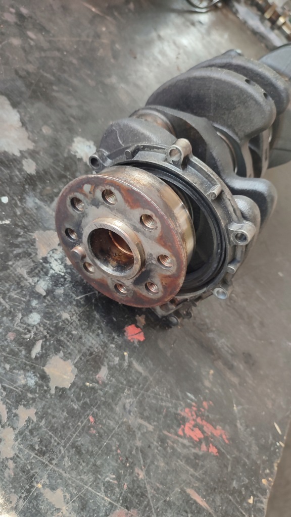 Jeep grand cherokee wj 2.7 crd wał коленчатый r61200 в Украине