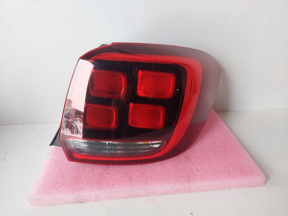 фото №1, Dacia оригинальный номер 265506147r лампа задняя комбинированная