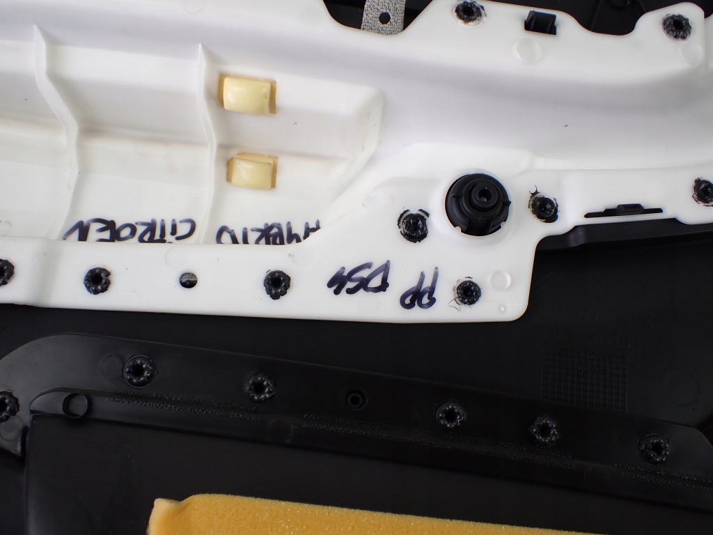 фото №9, Обшивка двері правий перед citroen ds5 hybrid 2.0 hdi europa