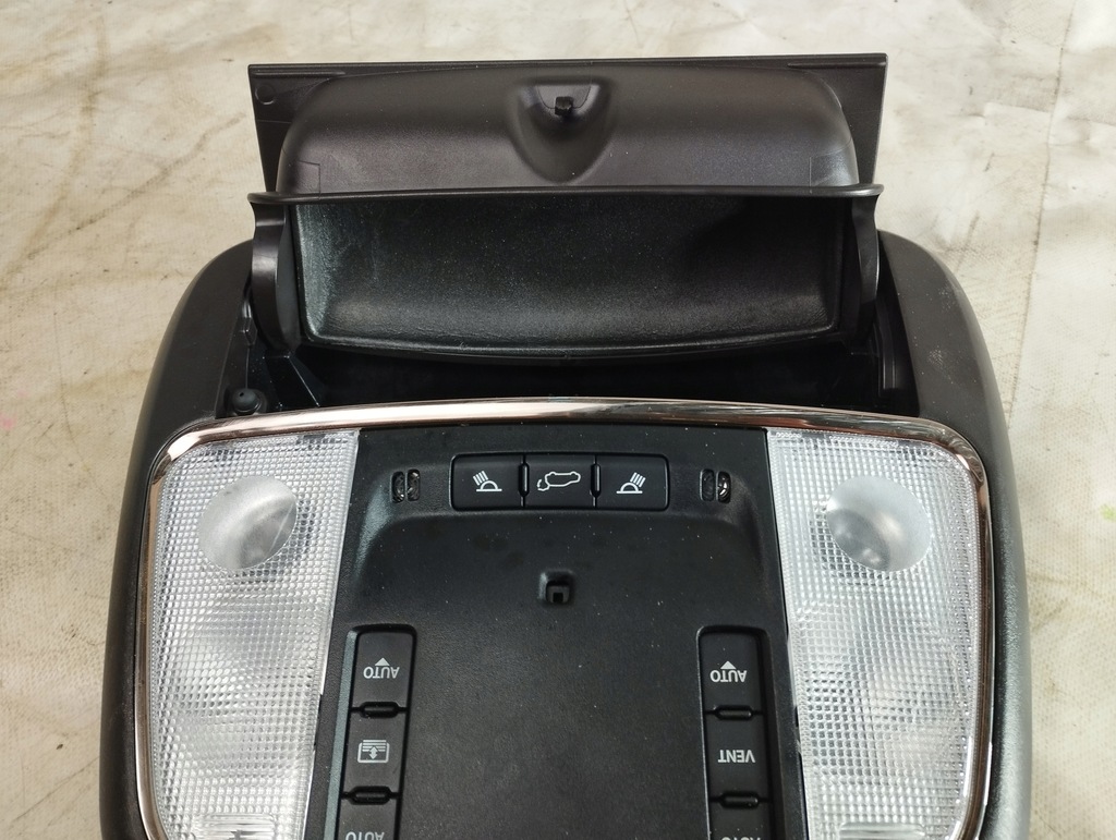 фото №5, Jeep grand cherokee 15- usa лампа потолочный