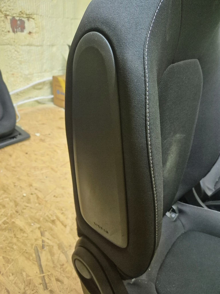 фото №5, Smart fortwo 453 cabrio coupe сиденья передние с подогревом - air bag!