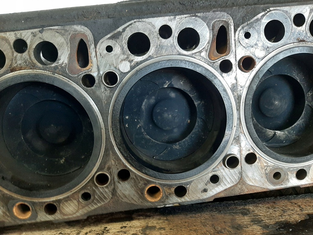 фото №15, Man tga 26.360 euro 3 03r блок двигуна вали поршні d2866 lf27 51011013340