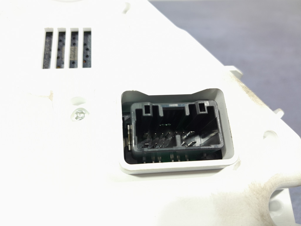 Lexus ux 250h 2.0 152km лічильник прилади 83800-76q80 Ціна