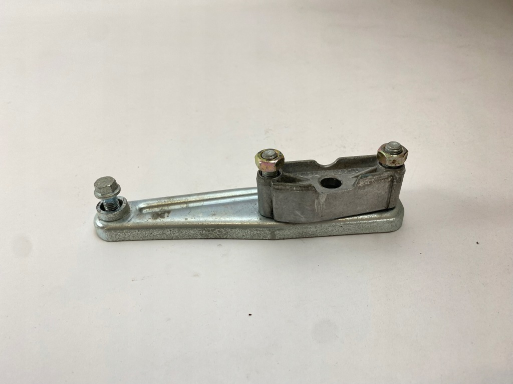 Каркас кронштейн підлокітник сидіння водія mercedes w124 1249730337 Недорого