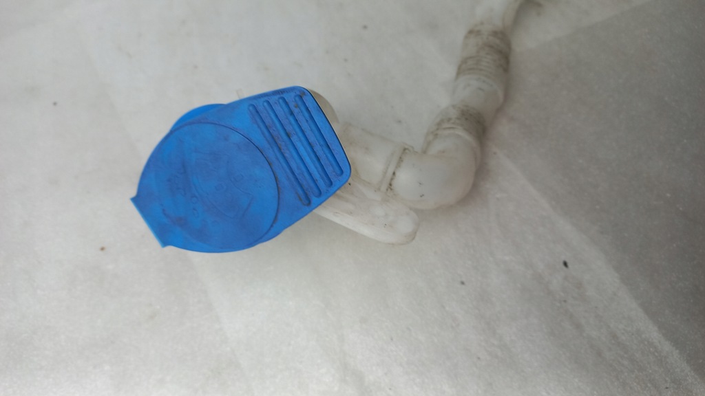 фото №10, Vw caddy 1.2 tsi 2k5 2015 бак омивача