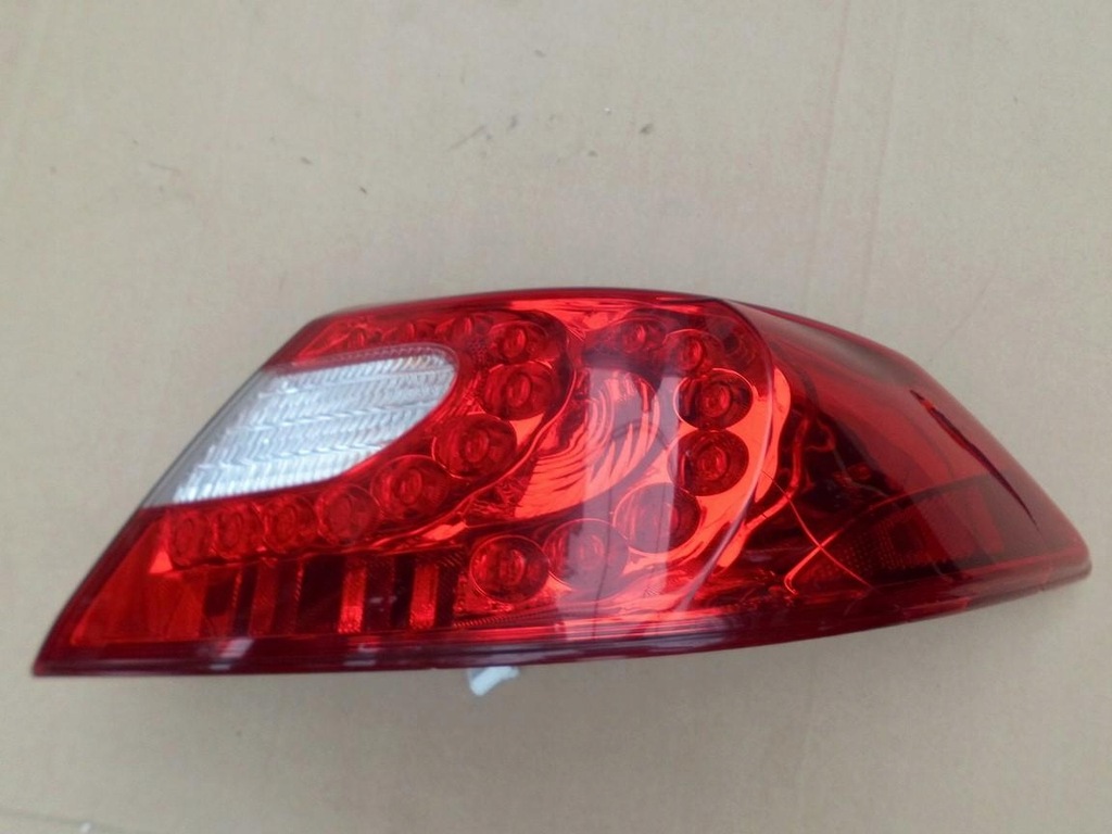 фото №1, Лампа права задня задня infiniti m30