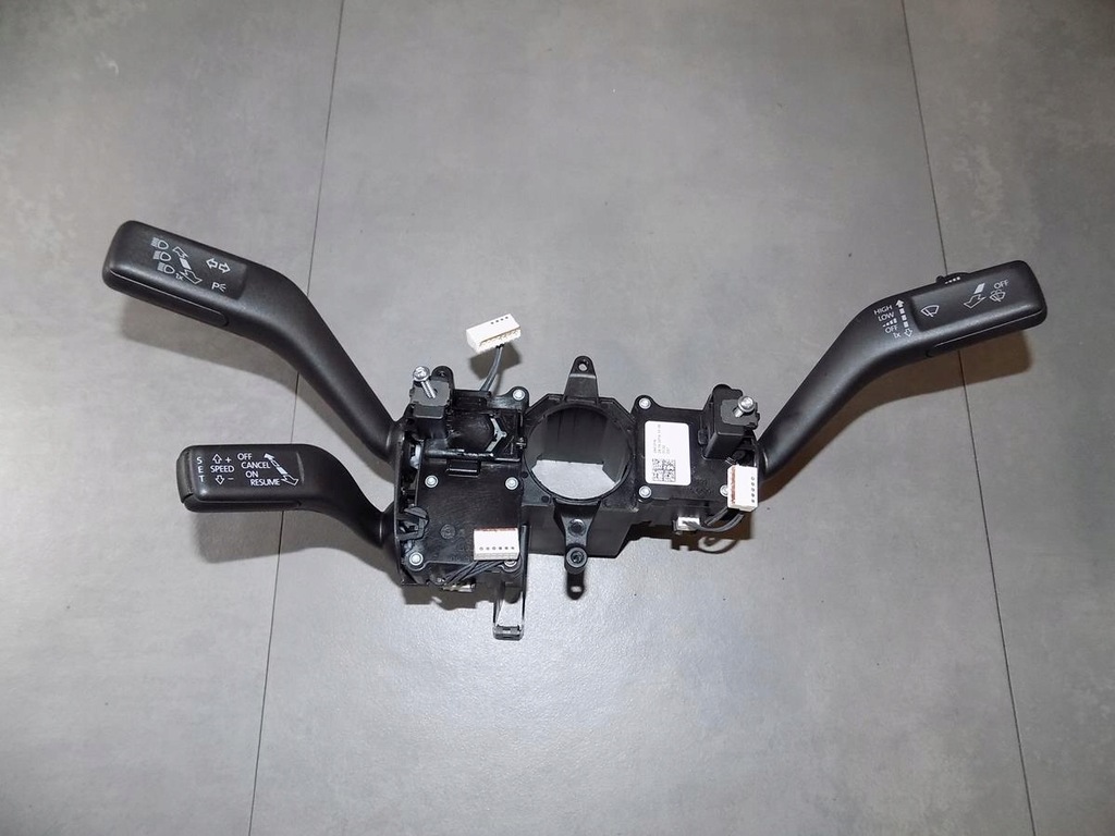 фото №1, Перемикач комбінований volkswagen оригінальний номер 3c5953501cn