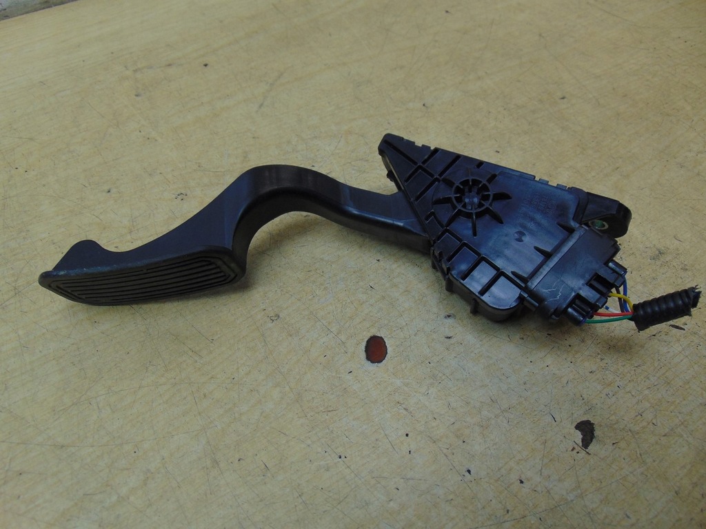 фото №6, Потенціометр педаль газу toyota prius ii 1.5 hybrid europa