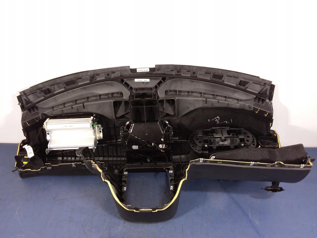 фото №3, Mercedes r w251 панель приладів консоль подушка безпеки ремені комплект