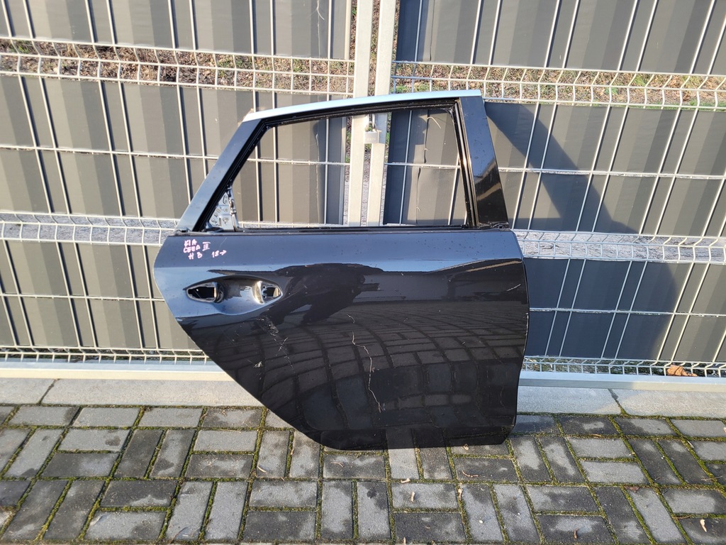 фото №1, Kia ceed iii hb - дверь правый задняя