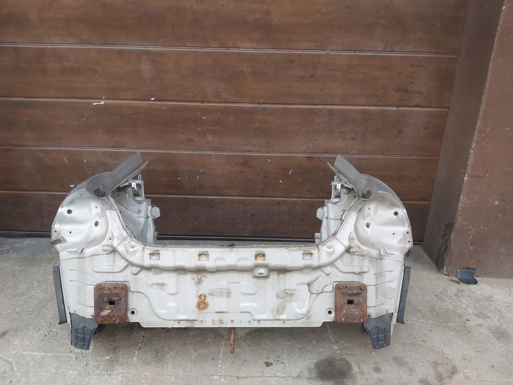 Hyundai купе 2 tiburon ремень задняя задний поддон пол четверть в Украине