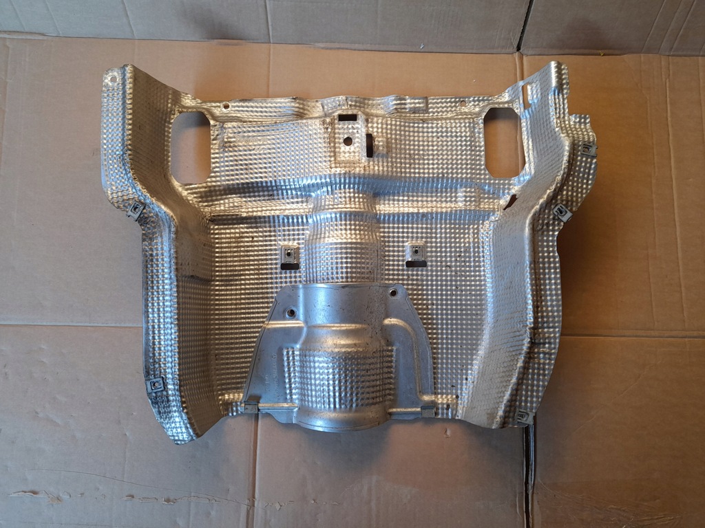 фото №1, Защита тепловая mercedes w167 a1676826801