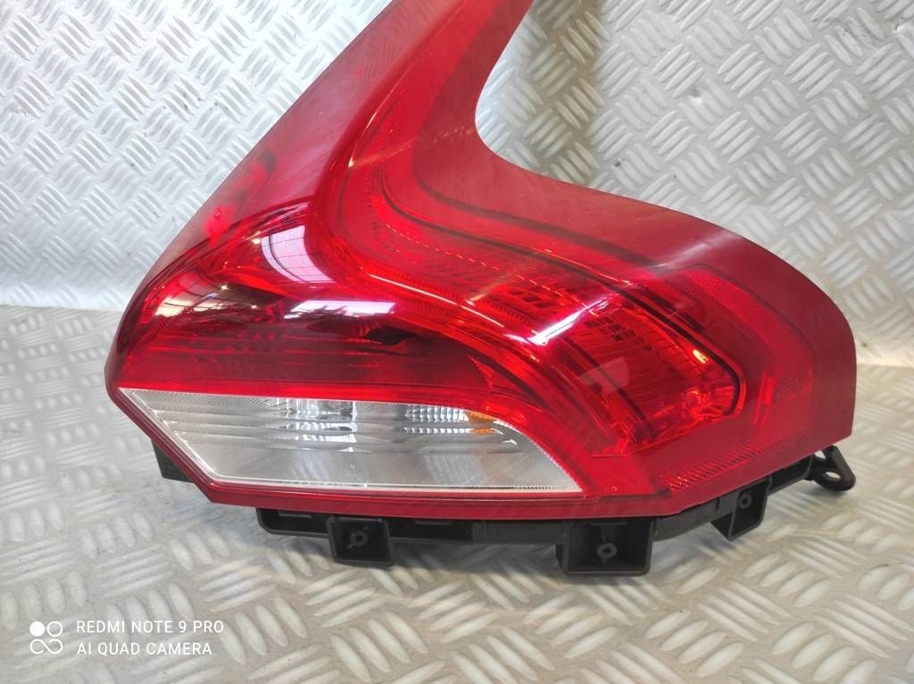 фото №13, Volvo v40 ii 2012-2019 лампы задние лампа задняя левая правая 31395844 31395845