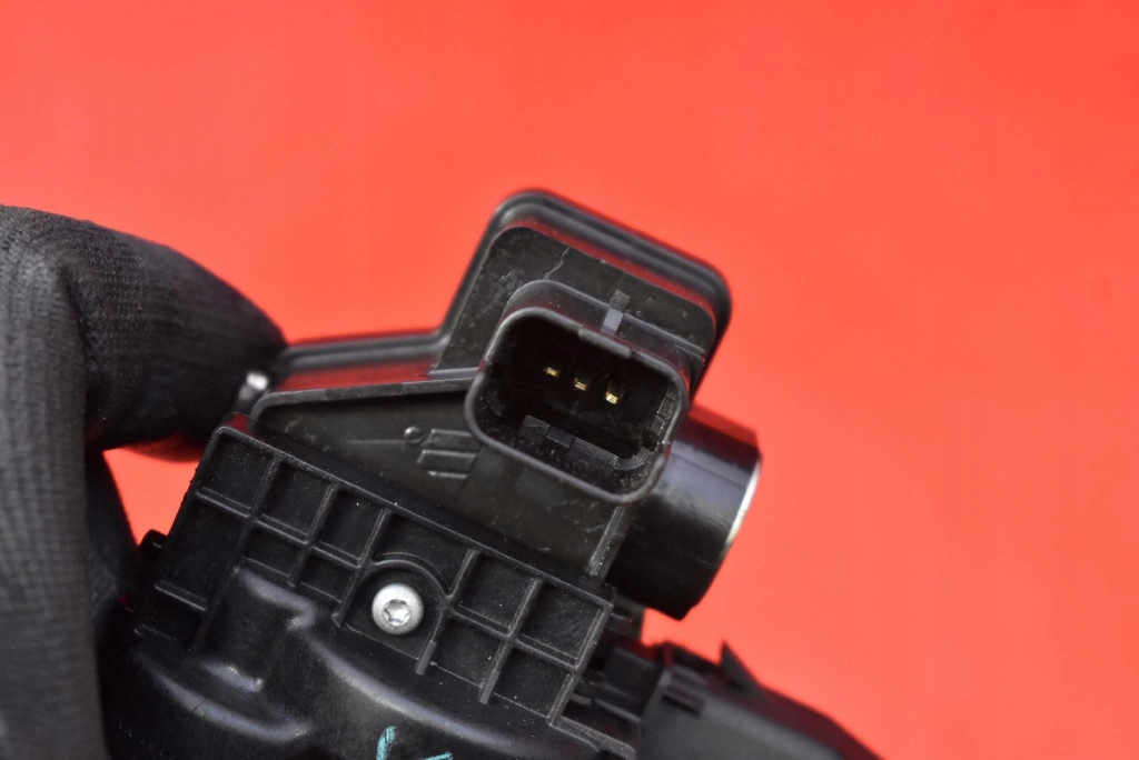 фото №7, Замок крышки задняя багажника 9151487499 peugeot 208 1 i 5d hb 12-16