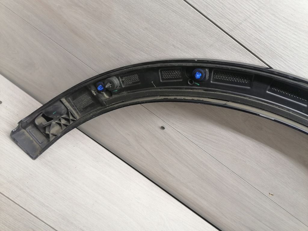 фото №7, Audi q3 молдинг крила правий задня 83a853818a