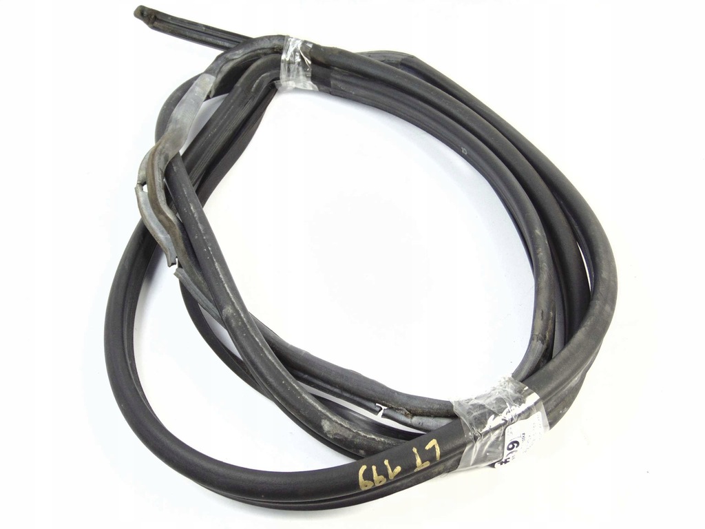 фото №1, Mercedes s w140 прокладка гумовий елемент двері лівий задня