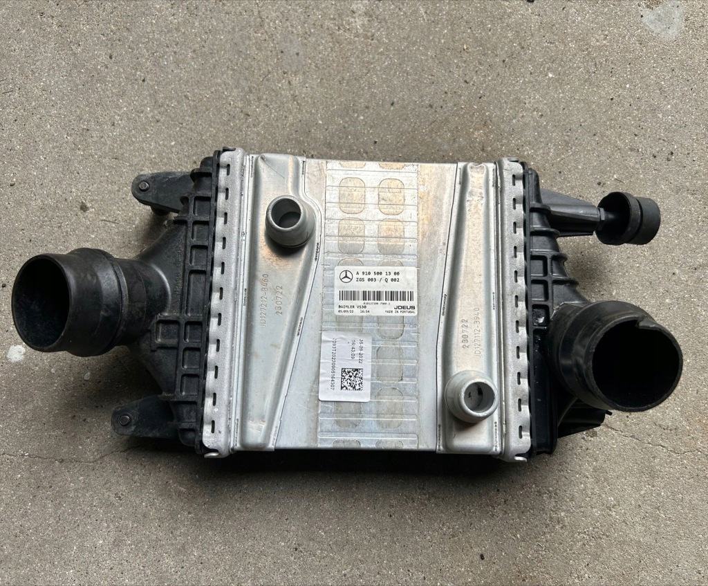 Купить Радиатор масла интеркулер mercedes sprinter a9105001300