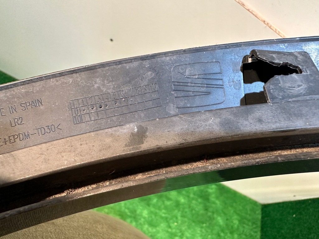 фото №13, Seat cupra formentor молдинг na крыло правый перед