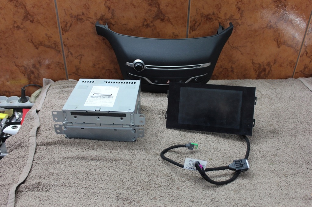 Купити Peugeot 308 t9 радіо дисплей комплект 15 рік оригінал