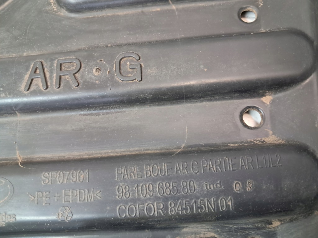 Expert jumpy iii proace ii підкрилок лівий задній задні 9833810880 Зі Шроту